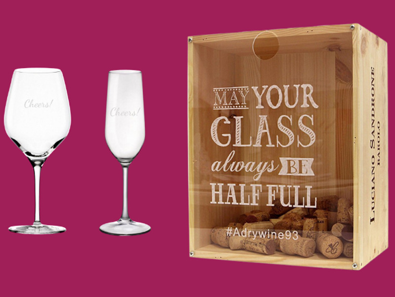 Bicchiere in vetro calice per vino personalizzato con incisione